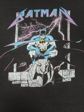 BATMAN DC RETRO DARK KNIGHT CARTOON - CUT OFF SLEEVES BLACK MEDIUM T-SHIRT M60
